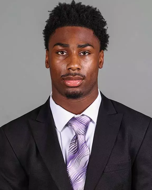 Xai Gilbert, Football, undefined