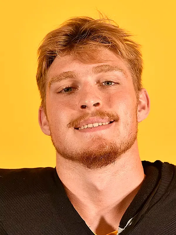 Stephen Shickluna, Football, undefined
