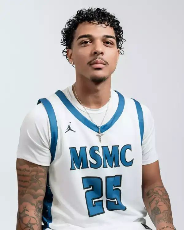 Antonio De La Rosa, Basketball, Mount Saint Mary College