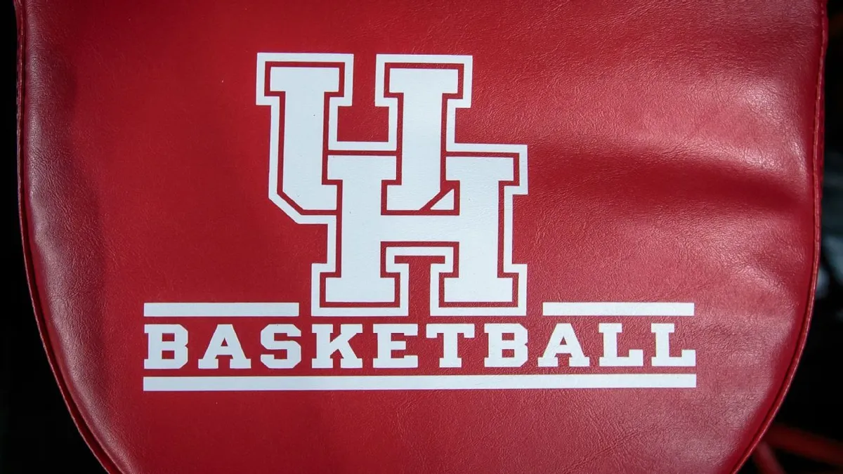 Chris Cenac Jr., Basketball, undefined