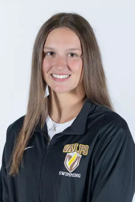 Una Dizdarevic, Swimming & Diving, Valparaiso University