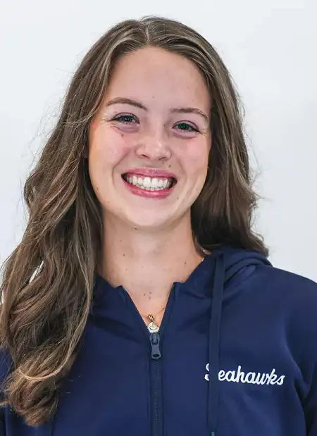 Lauren Hinton, Swimming & Diving, University of North Carolina Wilmington