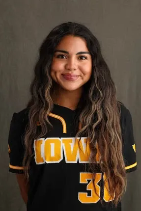 Arlette Caravaca, Softball, undefined