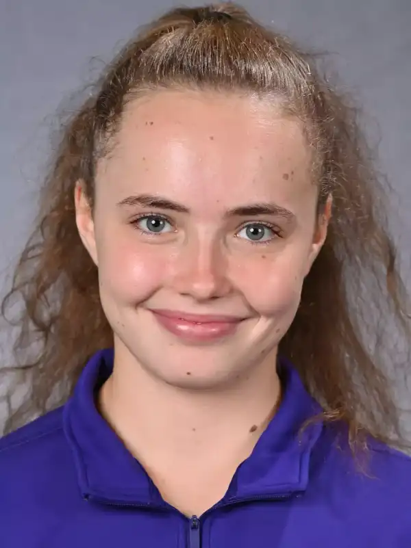 Livia Debnarova, Hockey, College of the Holy Cross