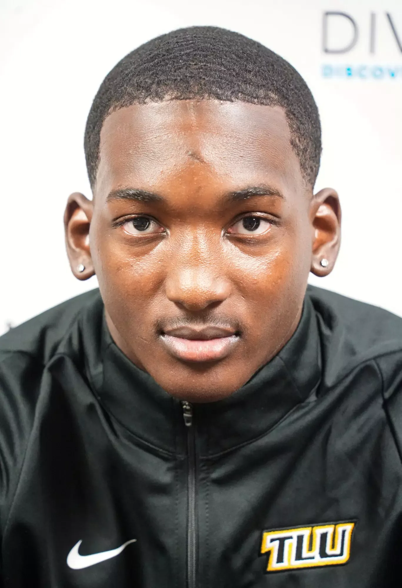 Darian Lloyd, Football, undefined