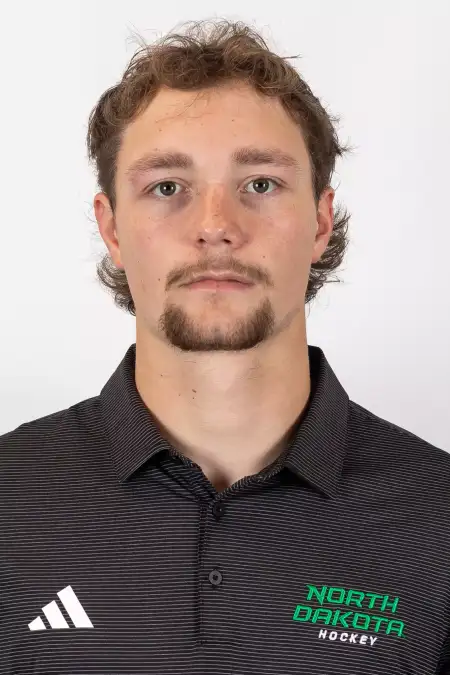 Bauer Dumanski, Hockey, University of North Dakota