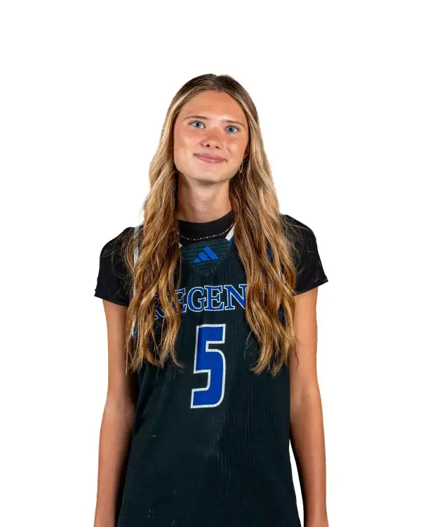 Mia Queen, Basketball, Regent University
