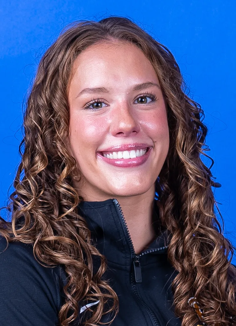 Cassie Guerrera, Swimming & Diving, undefined