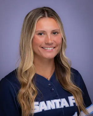 Molly Bender, Softball, undefined