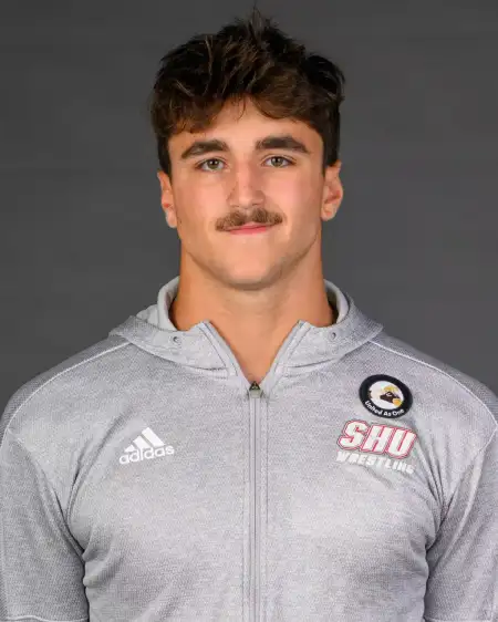 Owen Pavao, Wrestling, Sacred Heart University