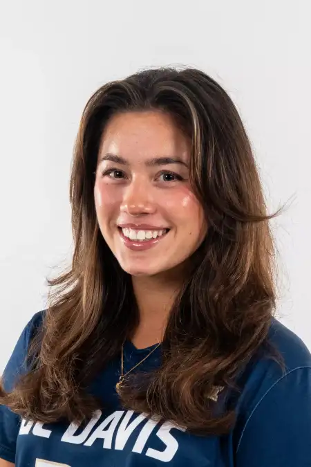 Lola Chai, Lacrosse, University of California, Davis