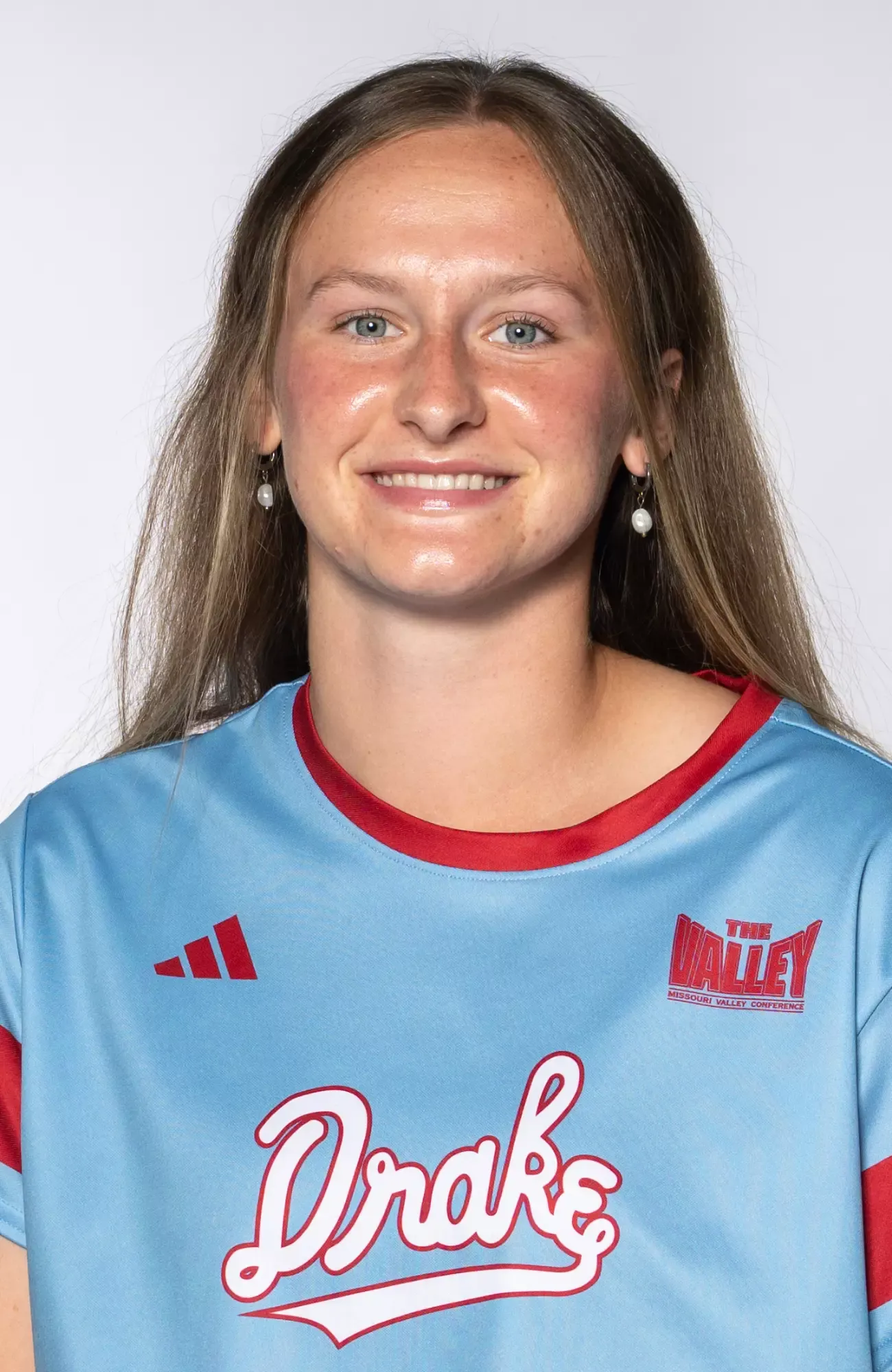 Izzy Snowden, Soccer, undefined