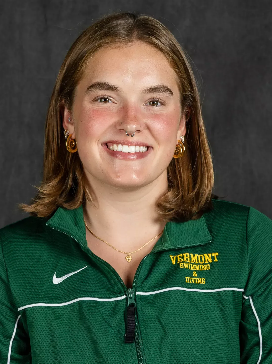 Izzy Macheel, Swimming & Diving, University of Vermont
