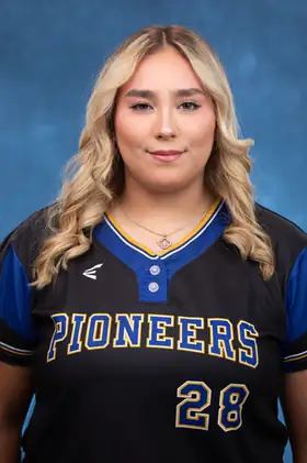 Abril Gomez, Softball, undefined