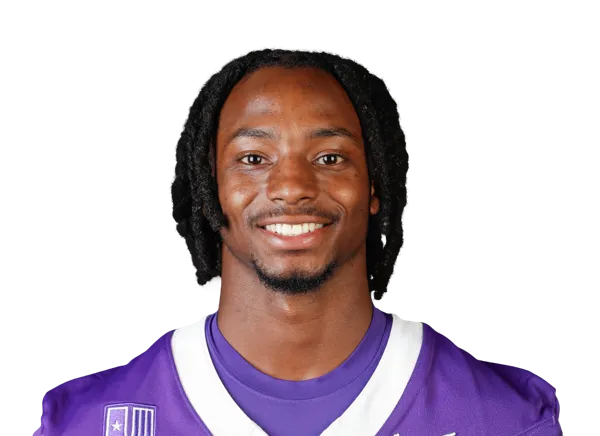 Kasyus Kurns, Football, undefined