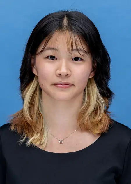 Valentina Zheng, Fencing, Columbia University