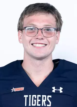 Hunter Burns, Football, undefined