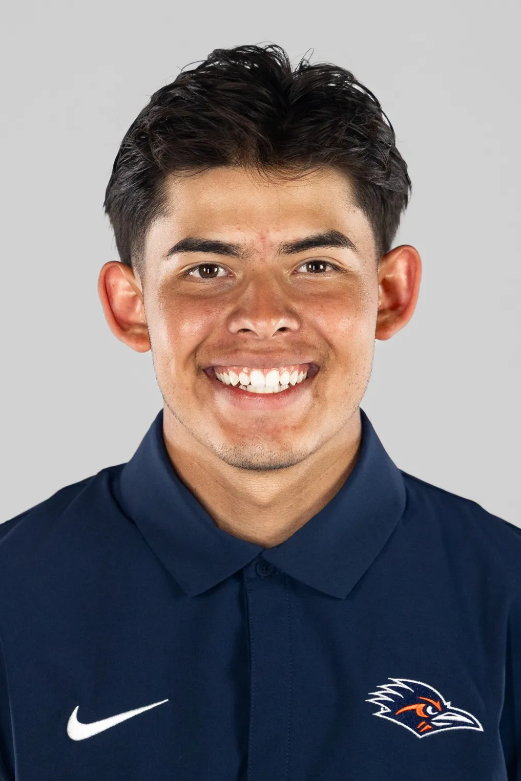 Jesse Perez, Football, undefined