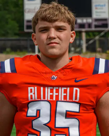 Hunter King, Football, undefined