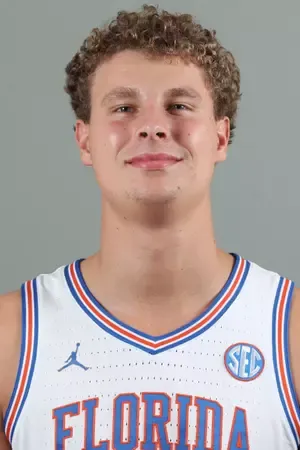 Micah Handlogten, Basketball, undefined