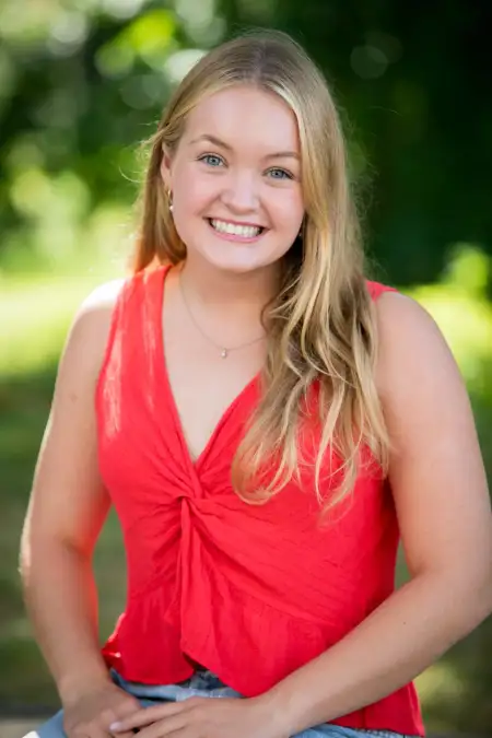 Makenna O'Brien, Swimming & Diving, Loyola University Maryland