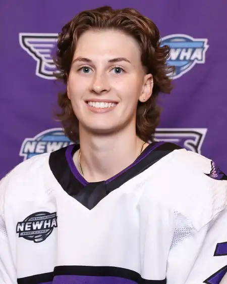 Reagan Whynot, Hockey, Stonehill College