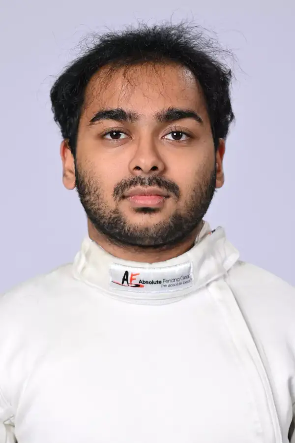 Rishi Shiv, Fencing, Massachusetts Institute of Technology