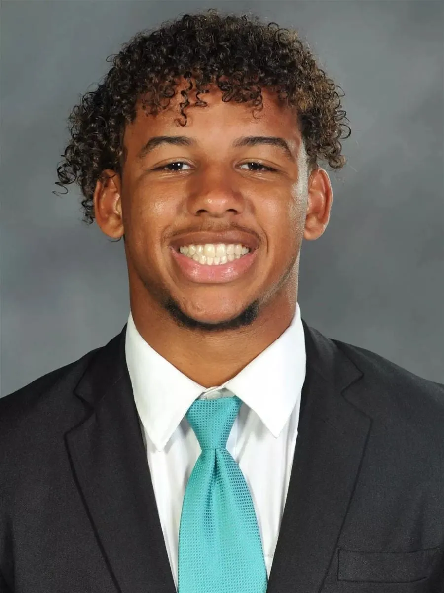 Dominic Knicely, Football, undefined