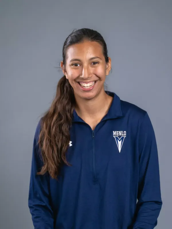 Nelzy Dominguez, Soccer, Menlo College