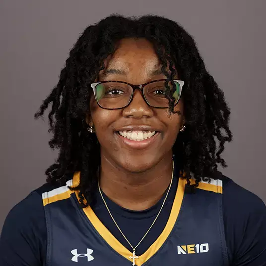 Aniela Kwo, Basketball, Southern New Hampshire University