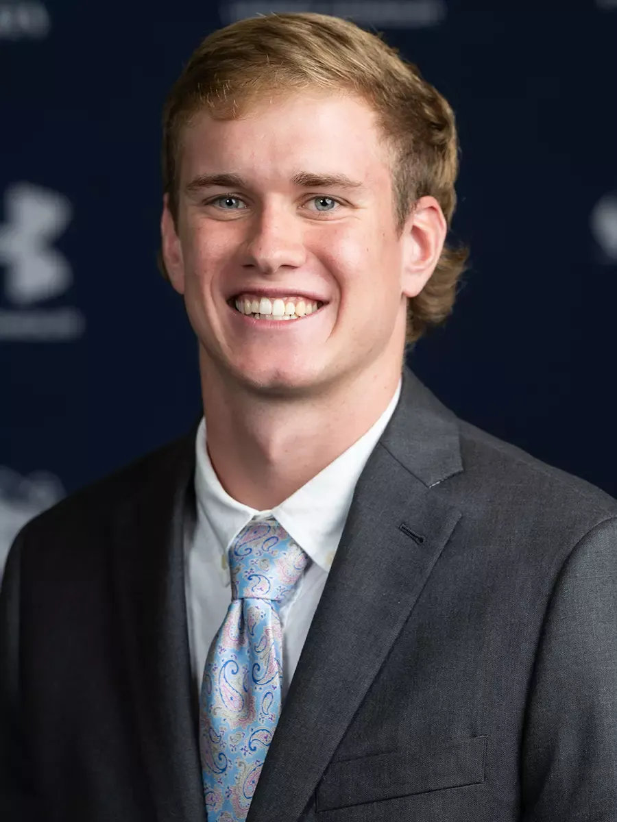 Paxton Giertz, Basketball, undefined