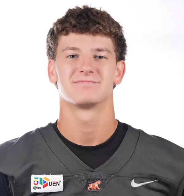 Carson Knott, Football, Indiana Wesleyan University