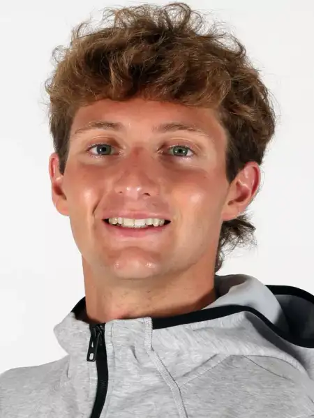 Gabriel Benitez, Swimming & Diving, Saint Mary's University