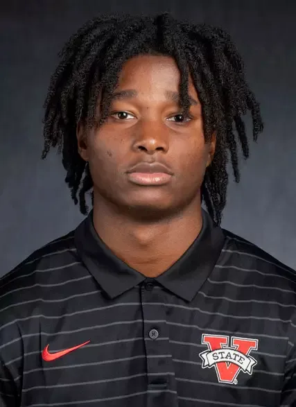 Curtis Janvier, Football, undefined