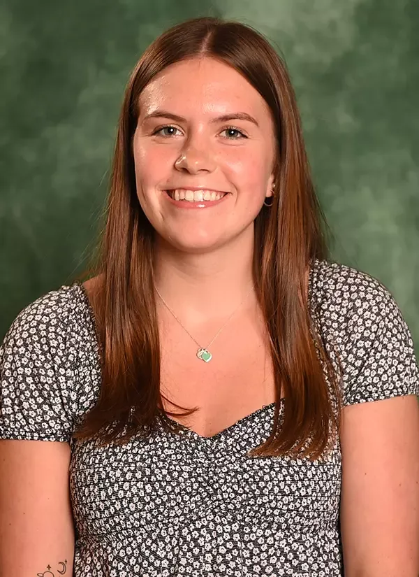 Kerry Hunter, Swimming & Diving, Le Moyne College