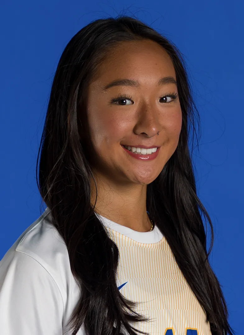 Olivia Lee, Soccer, undefined