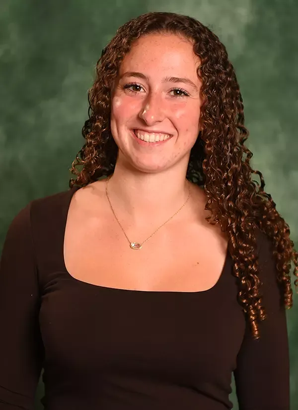 Victoria Hewitt, Swimming & Diving, Le Moyne College