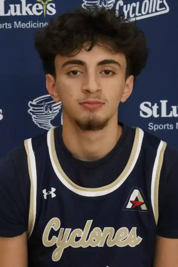 Zacaria Mohamed, Basketball, Centenary University
