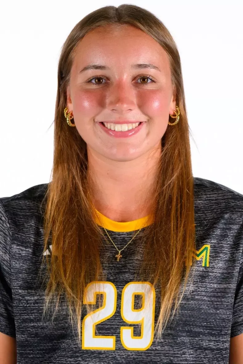 Molly Starner, Soccer, undefined