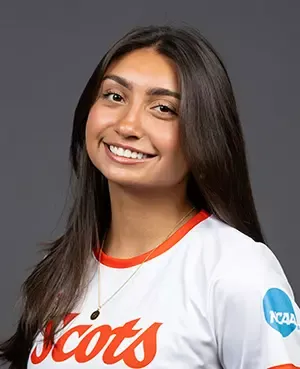 Gabriela Carrillo-Quinones, Soccer, Macalester College