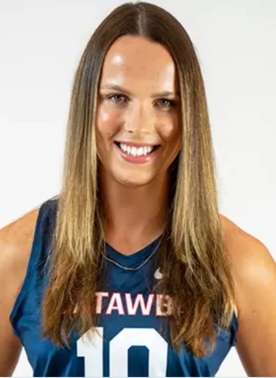 Eliza Liva, Beach Volleyball, undefined