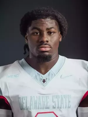 Wayne Favors III, Football, Delaware State University