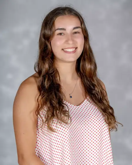 Lola Cahill, Swimming & Diving, Marist University