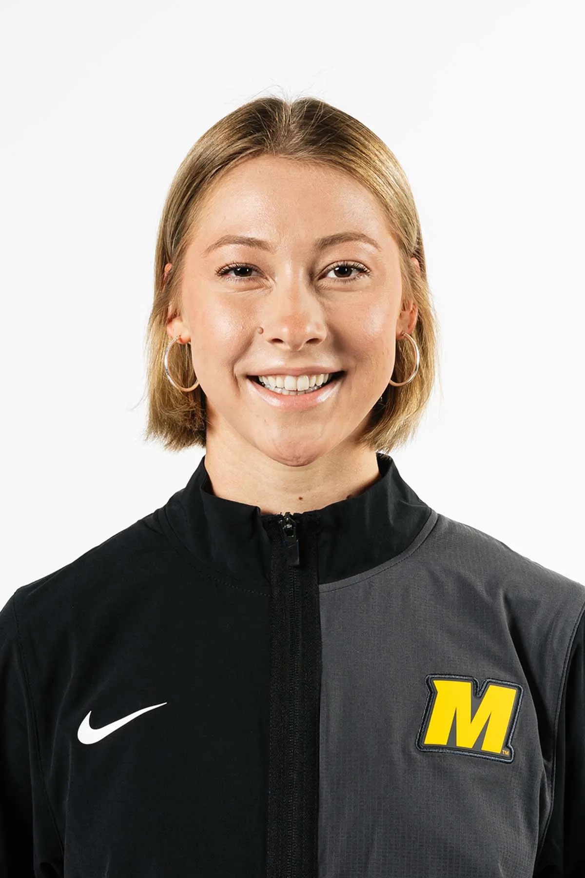 Zoe Schneider, Swimming & Diving, undefined