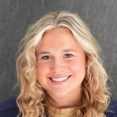 Nina Devins, Swimming & Diving, Mount St. Mary's University
