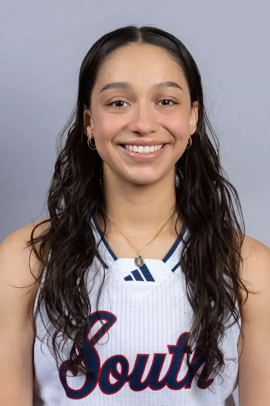 Julieta Ceja, Basketball, undefined