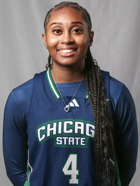 Aunyai' Deere, Basketball, Chicago State University