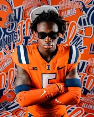 Desmond Straughton, Football, undefined