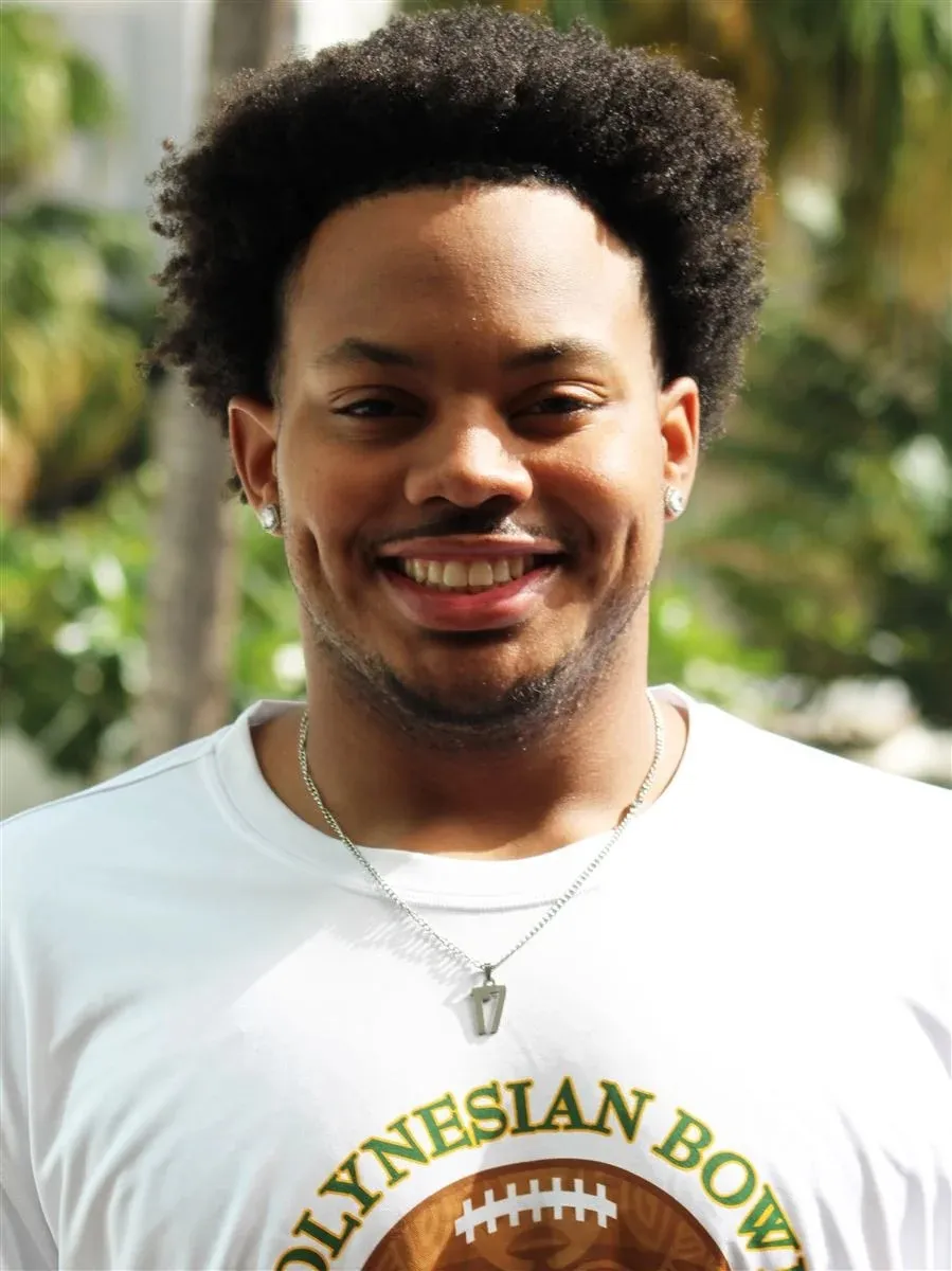 Ethan Utley, Football, undefined