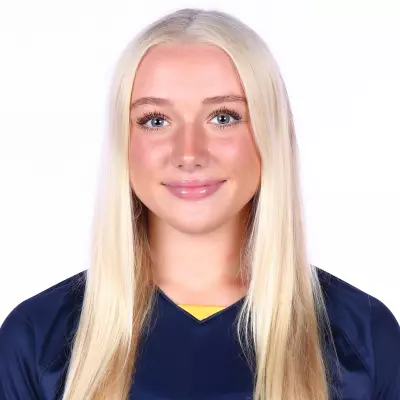 Emelia Warta, Soccer, undefined